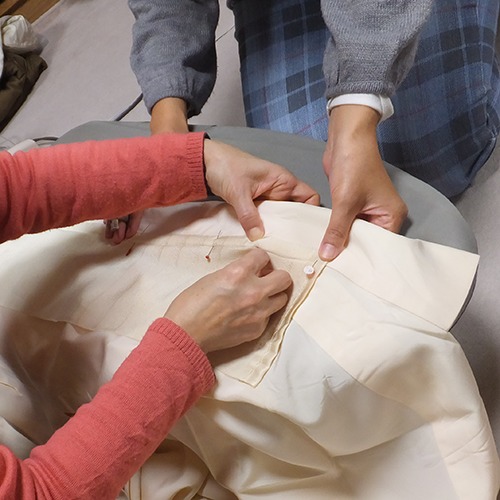 半衿の付け方 いと善呉服の着物お役立ちサイト