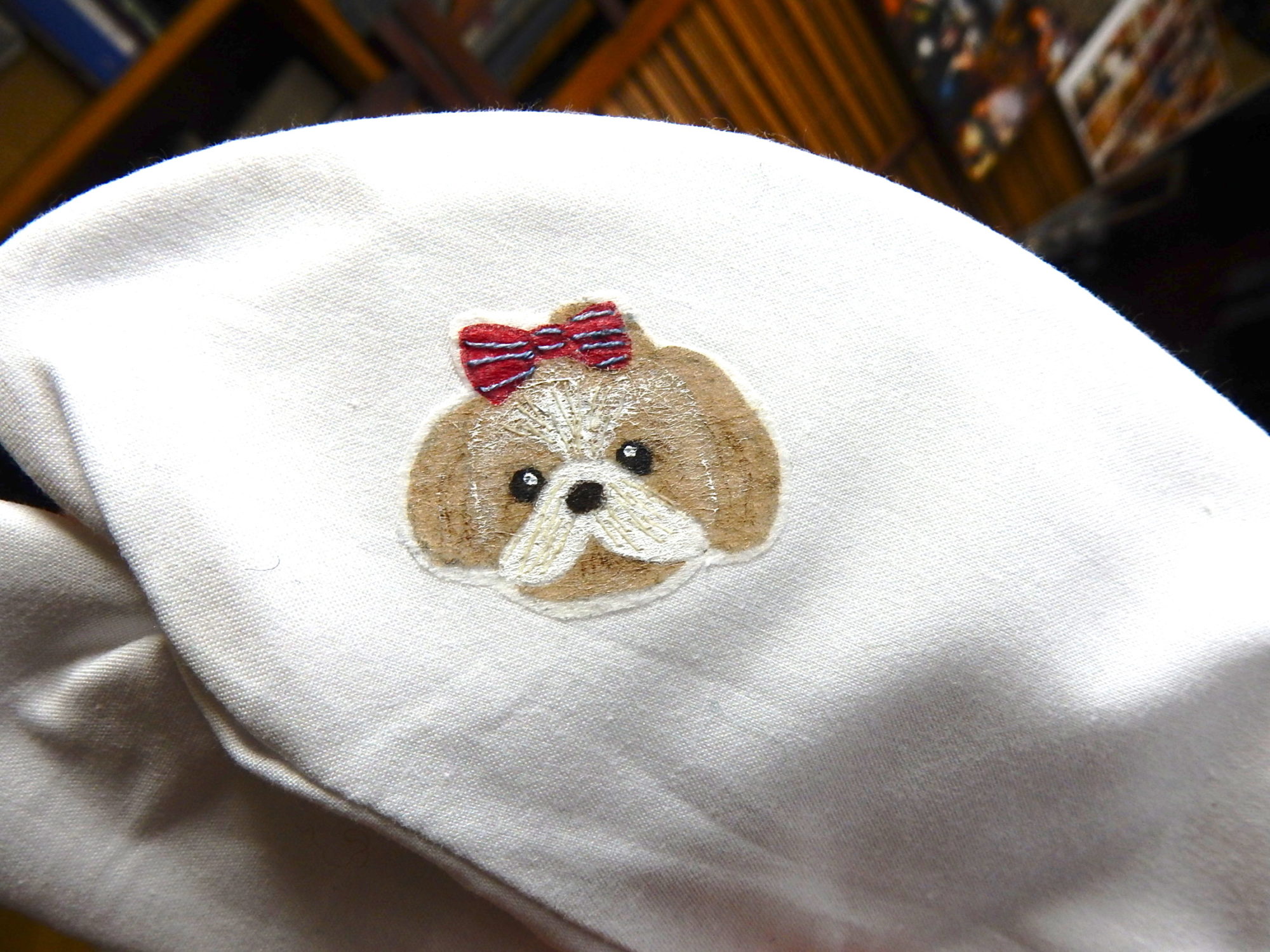 日本刺繍ワークショップ 足袋にシーズー犬 いと善呉服の着物お役立ちサイト