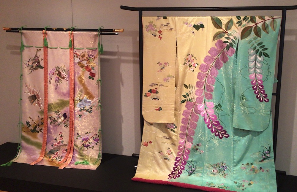 着物で「草乃しずか 日本刺繍展」へ | いと善呉服の着物お役立ちサイト