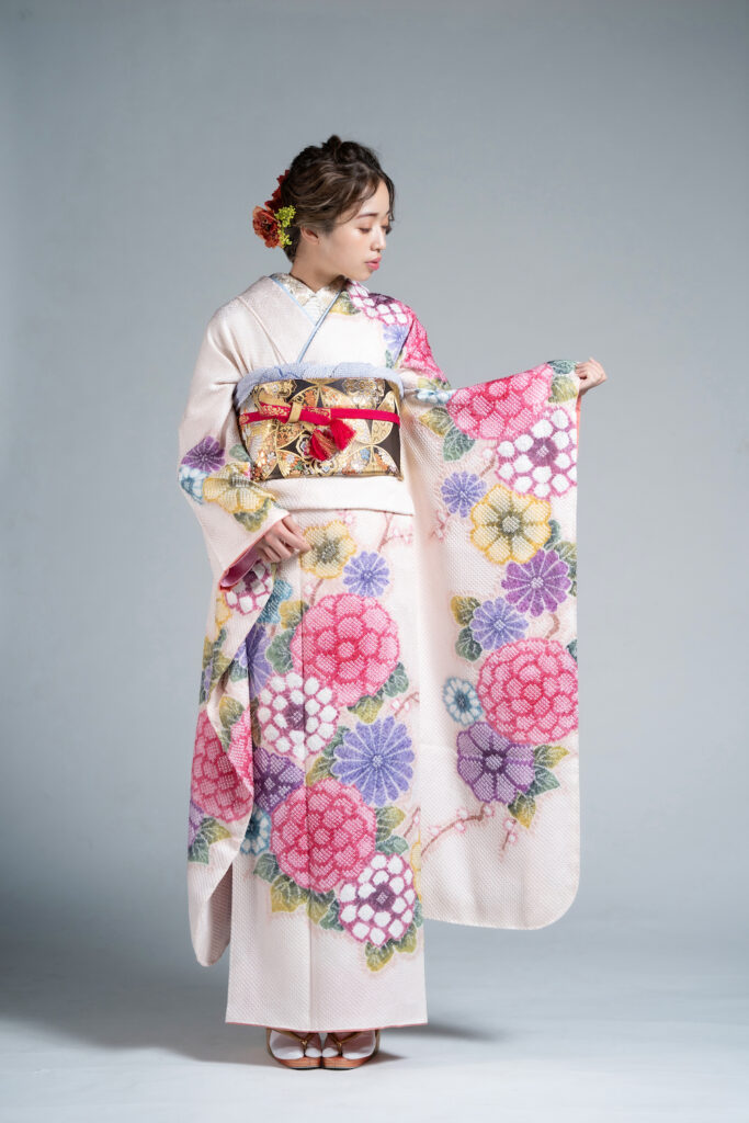 藤娘きぬたや展 絞り振袖 | いと善呉服の着物お役立ちサイト 